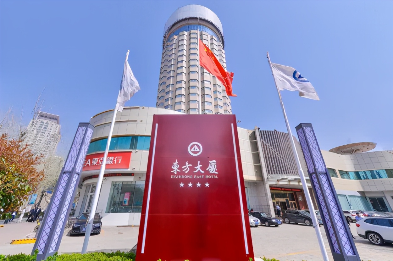 五一假期,东方大厦融汇了这片土地深远的文化,从视觉,味觉,听觉,触觉