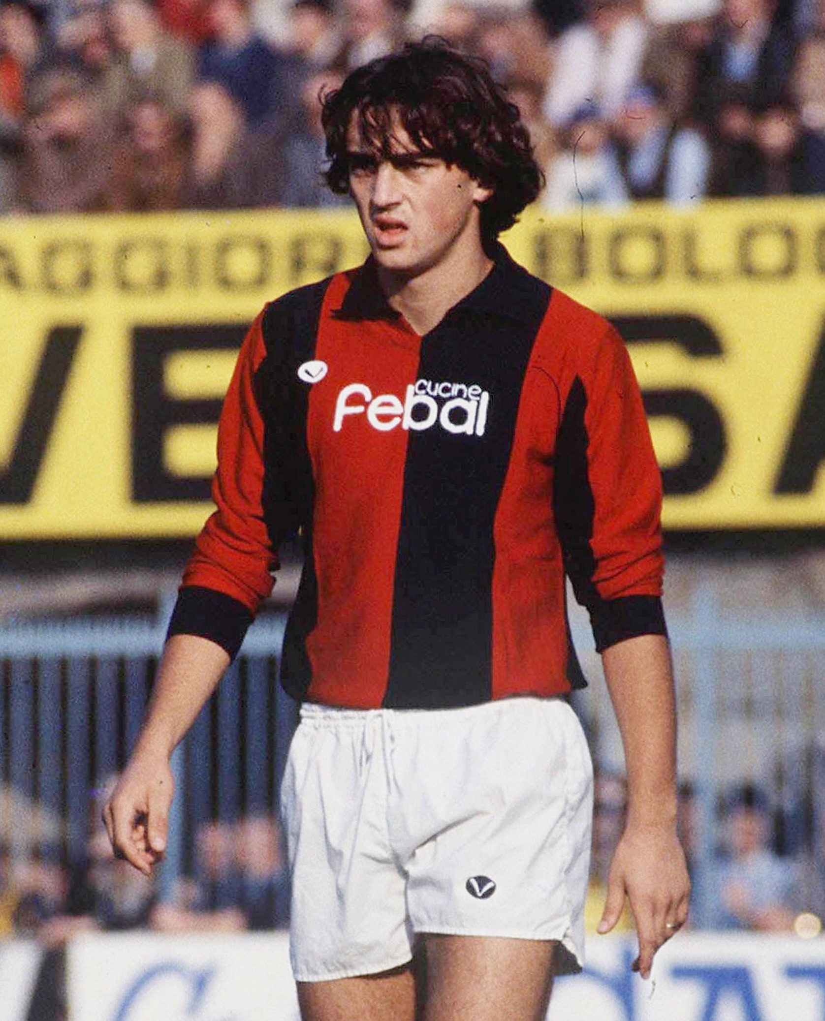 意大利国家队主帅曼奇尼和维亚利的老友记)