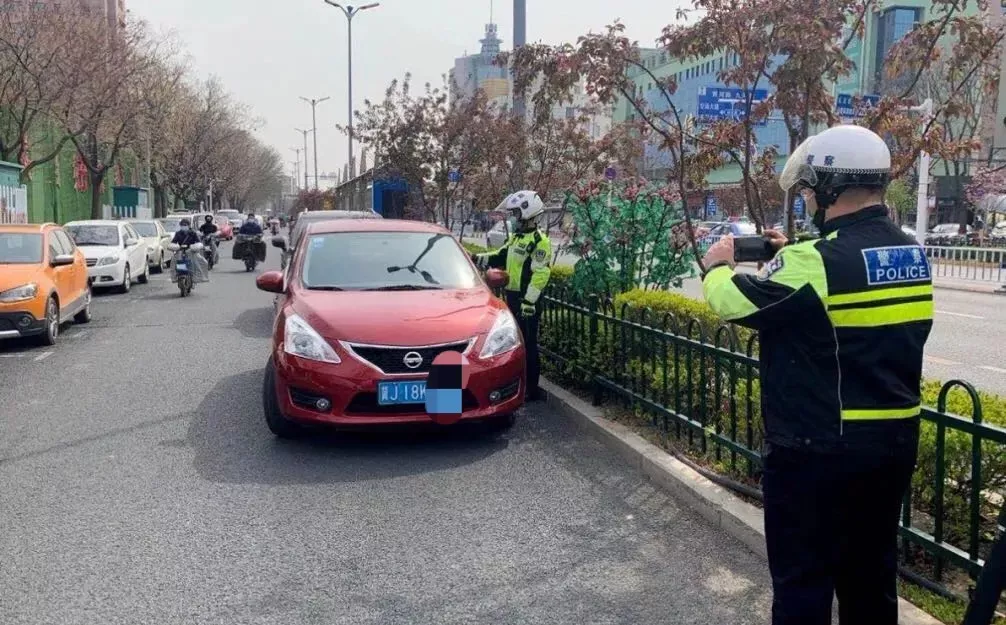 违法停车告知单,违法停车告知单是警告还是罚款