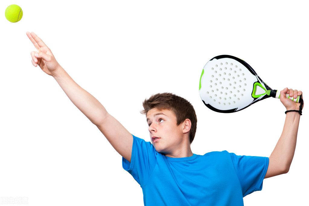 羽毛球跟乒乓球哪个适合小朋友(提升孩子注意力的好方法竟然是跳绳、球类运动，太有用了)