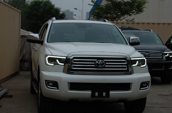 丰田最大的suv红杉_霸道陆巡红杉的区别 - 阜阳汽车网