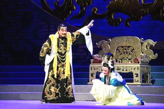 狩猎诗、《回心院》、《十香词》、《绝命词》，写尽萧皇后一生