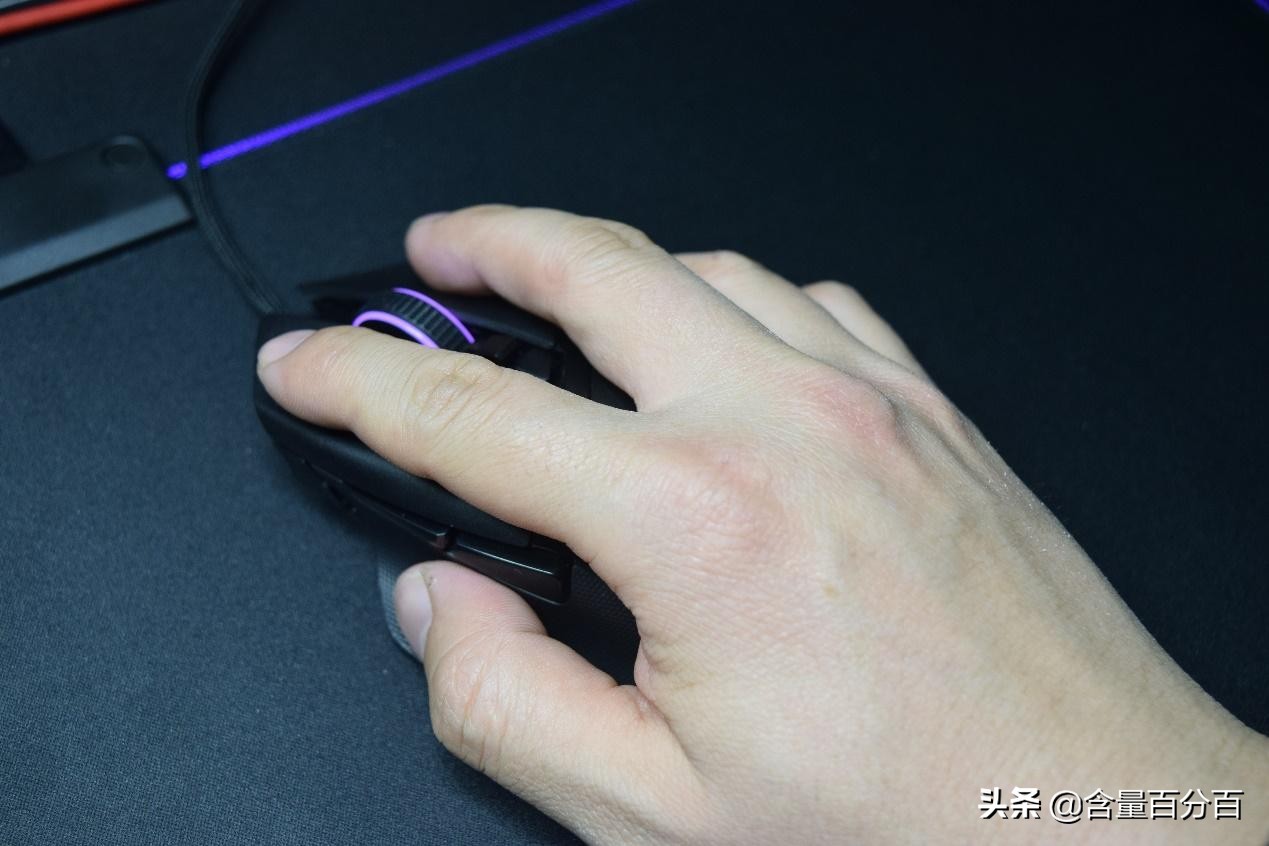 不谈性价比，轻量级电竞鼠标雷蛇Razer 巴塞利斯蛇 V2 拆解点评