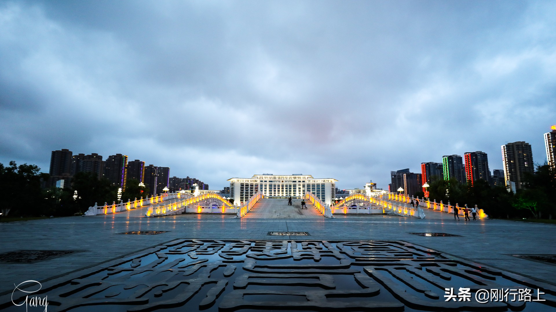 抚州名人雕塑园,抚州名人雕塑园