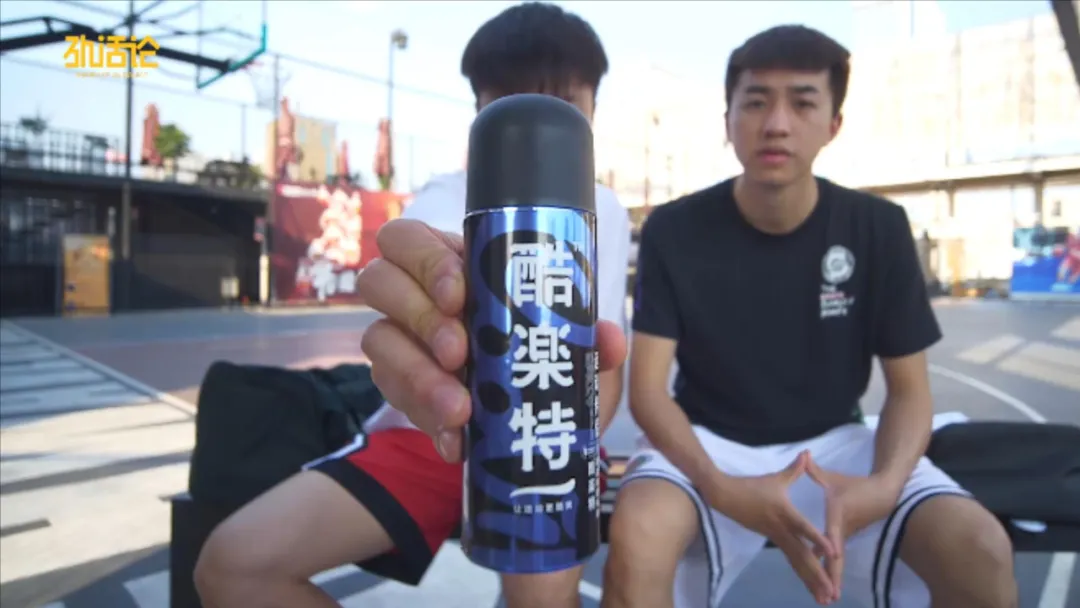 籃球裝備有哪些（籃球裝備推薦丨打球輕松上場，日常閃耀全場）