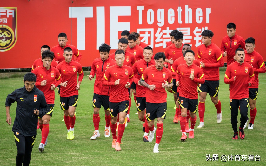 中国队怎么才能进2022世界杯(国足进军2022世界杯2条路线出炉！一条简单粗暴，另一条要上上签)