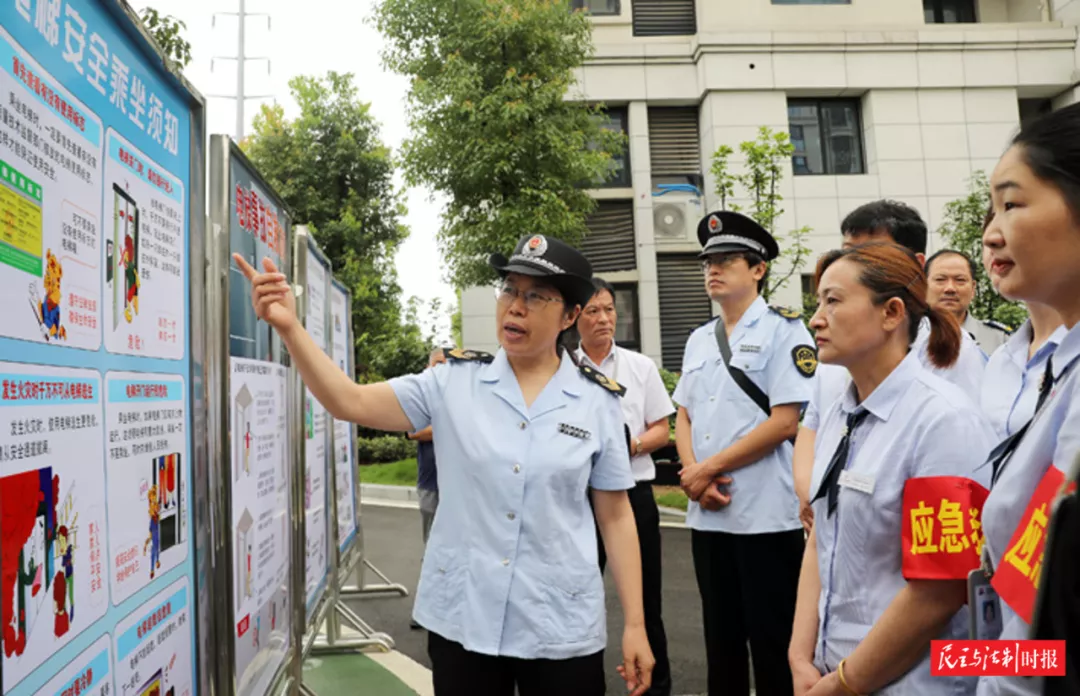 电动车禁入客梯，电梯保修期由2年增至5年，《南京市电梯安全条例》施行后首次修订