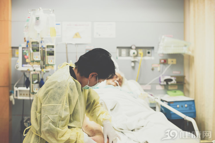 临终关怀：不是安乐死，却能让病人带着尊严离开！具体如何做的？