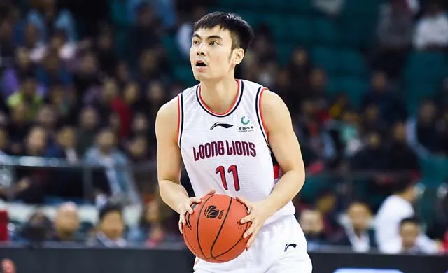 贾明儒是什么水平（深度丨从CUBA到CBA，大心脏的贾明儒，如何才能成为球星？）