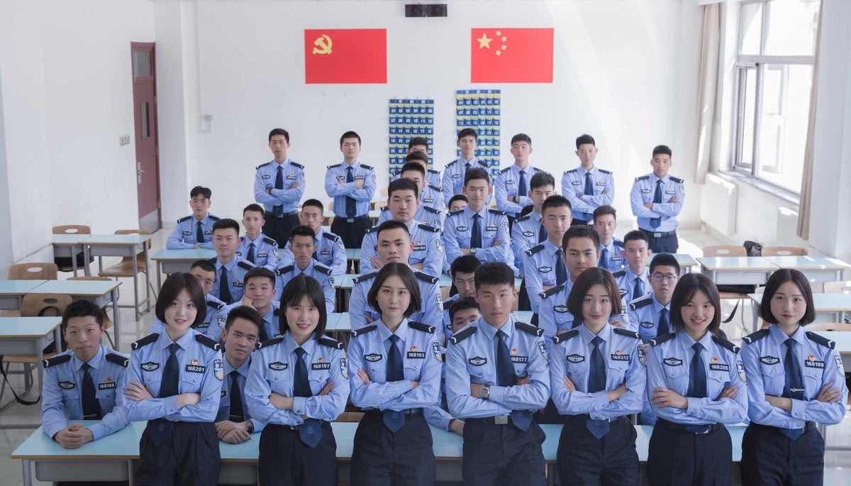 江苏警官学院公布投档线，物理政治组合较为“吃香”，学生可参考