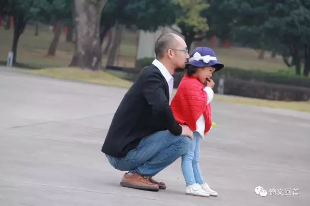 父爱如山，细水长流，女儿心间最暖的依靠