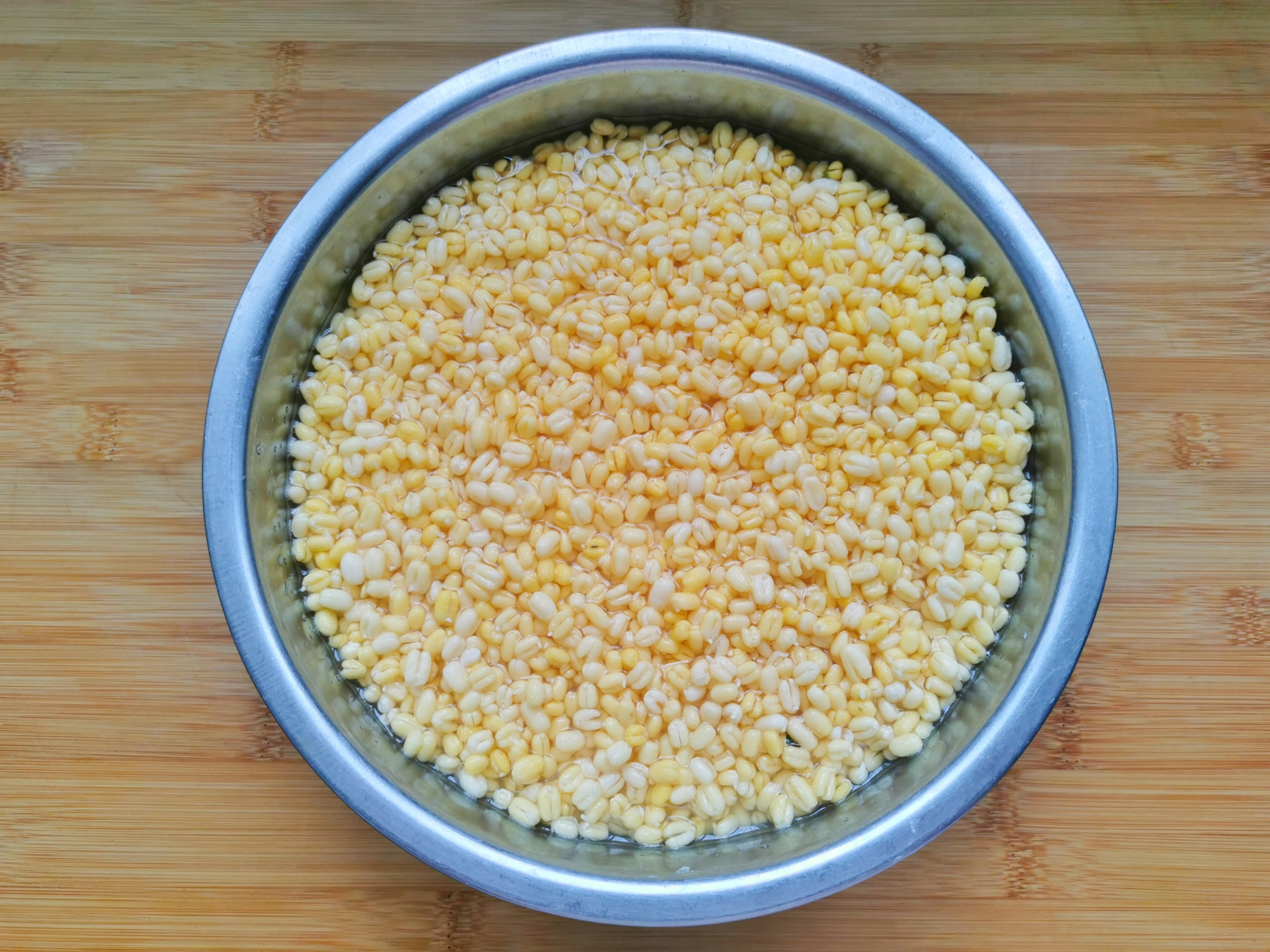 自制绿豆饼，低糖少油无需炒豆沙，清凉解暑促消化，平底锅也能做