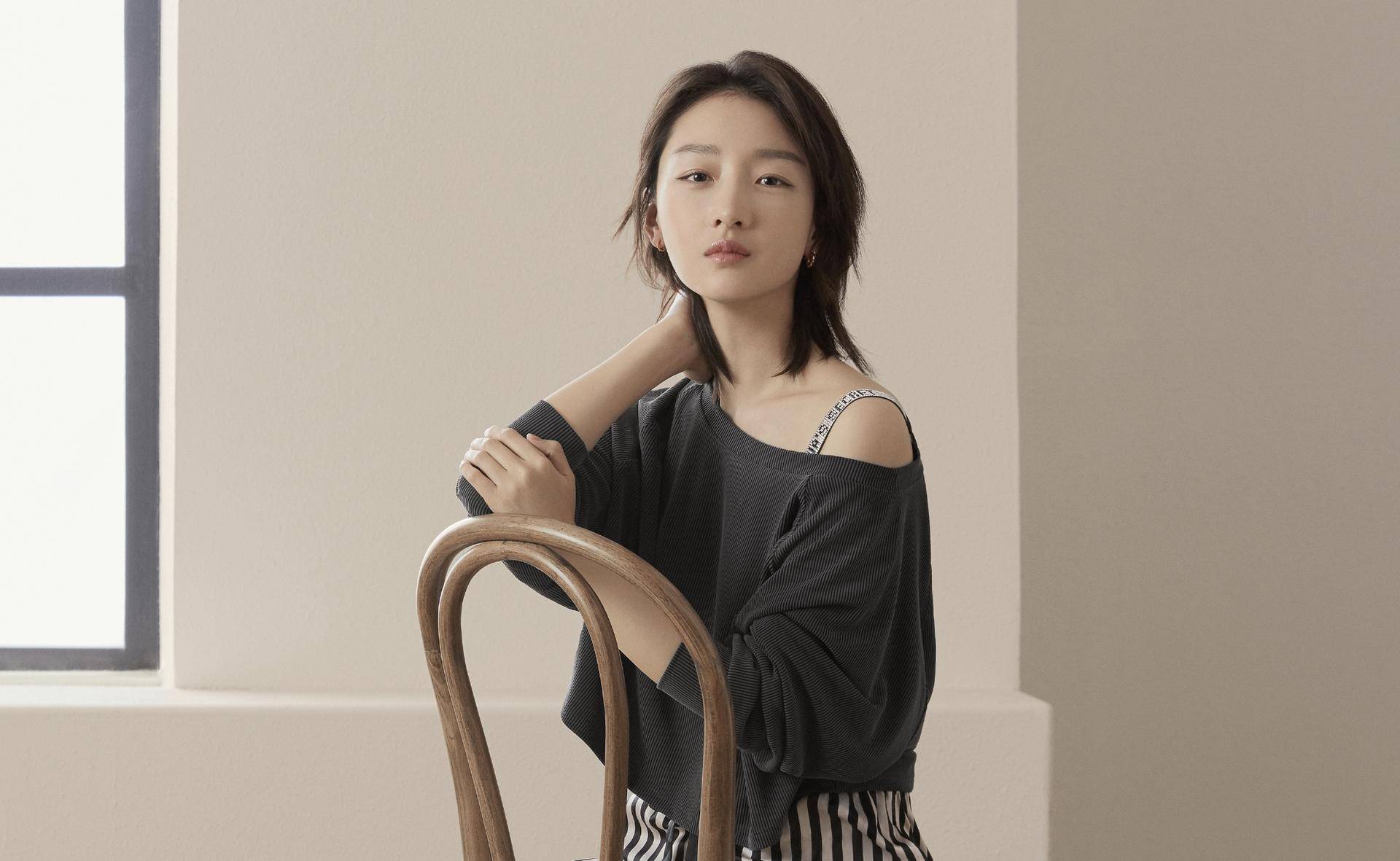 周冬雨：因高考286分被嘲学渣，凭实力获封双金影后