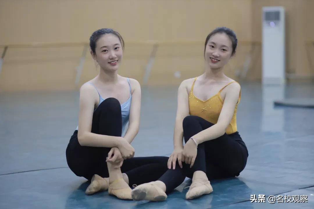 漂亮！双胞胎姐妹花一起考入西华大学，同专业同寝室