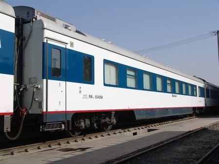 白皮书用的火车车厢型号为25t.