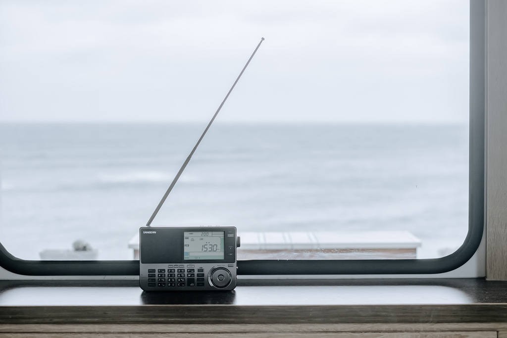 无线电爱好者请进，山进ATS-909X2专业全波段收音机