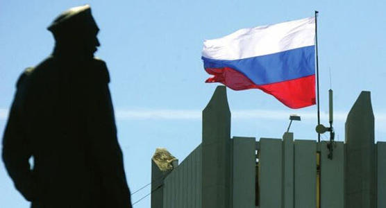 俄罗斯国旗高清图片(俄罗斯独立后采用新国旗，已经用了29年，国旗有何用意？)