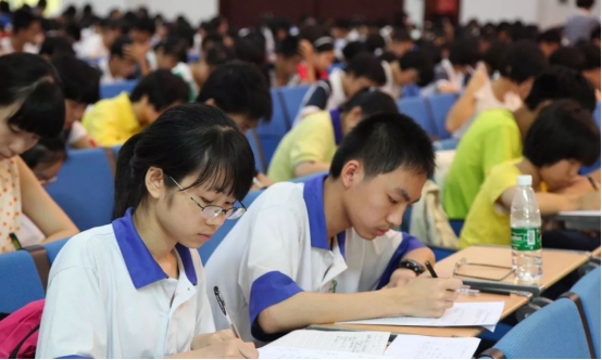 教育部通知，5类学生不用参加高考直接读大学，考生：比高考还难