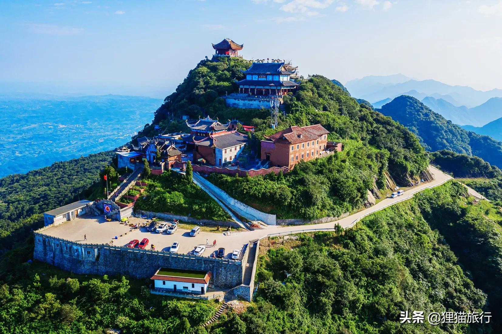 四川有华蓥山华蓥市,华蓥山是天下第一雄山,是巴蜀四大名山之一