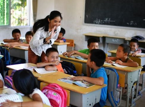 工作后才醒悟，去省外和在省内读大学差别很大，还好选对了