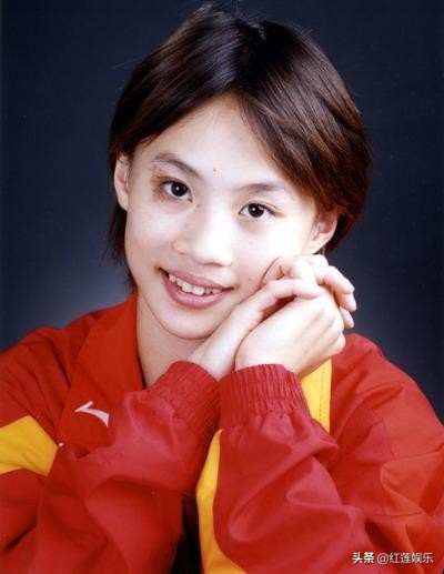 哪位跳水运动员是广西的(李婷，1987年生于广西桂林，侗族，世界跳水冠军，这才是偶像)