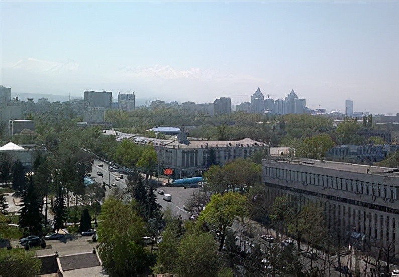 不可小觑的邻国哈萨克斯坦，前首都阿拉木图已成为中亚第一大城市