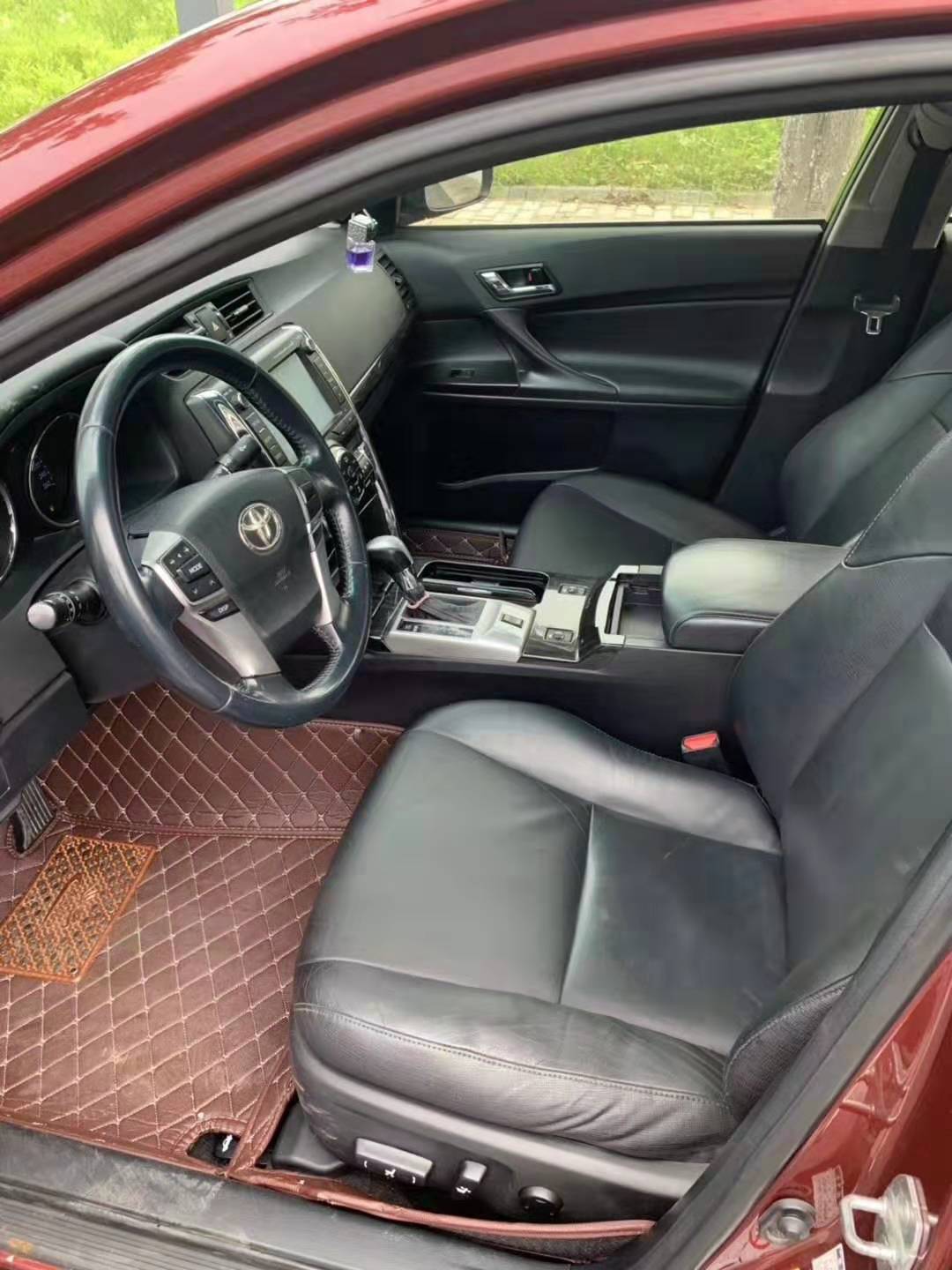 二手锐志多少钱（2011年的二手丰田锐志，开价多少才值得买？）