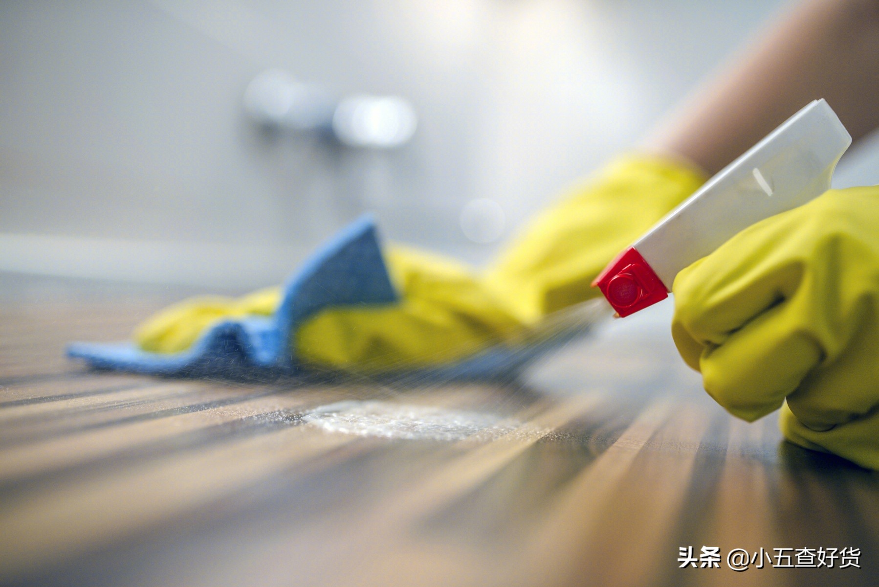 集成墙板被嫌弃，难道只是因为太贵？安装师傅在偷偷笑