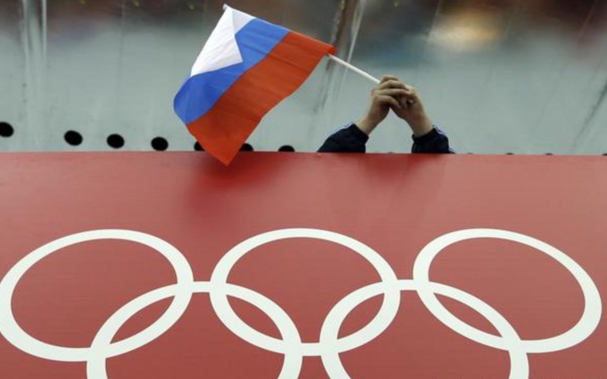 体育无关政治？夺冠后为何不能奏国歌，俄罗斯人到底得罪了谁？