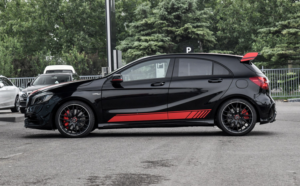 2.0T引擎堪称地表最强，配四驱4.2秒破百，这两厢车能家用吗？