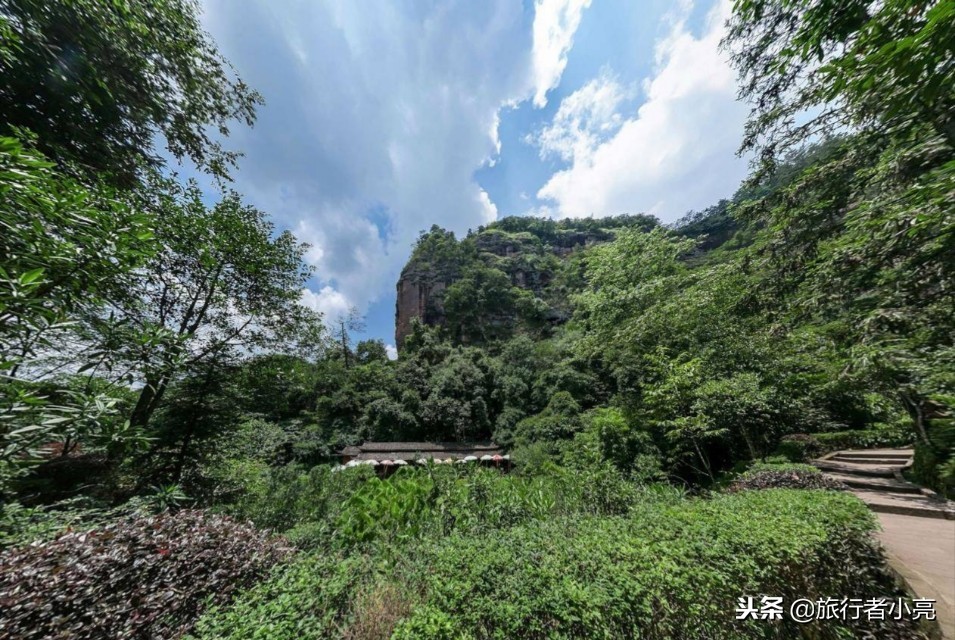 福建十大旅游景点，福建十大必玩旅游景点排行榜，您去过哪些呢？