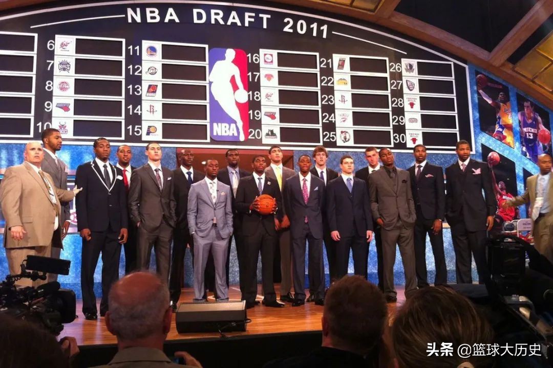 nba2011年選秀順位名單（還記得他嗎？2011屆榜眼，順位僅次歐文，卻沒有半點存在感！）