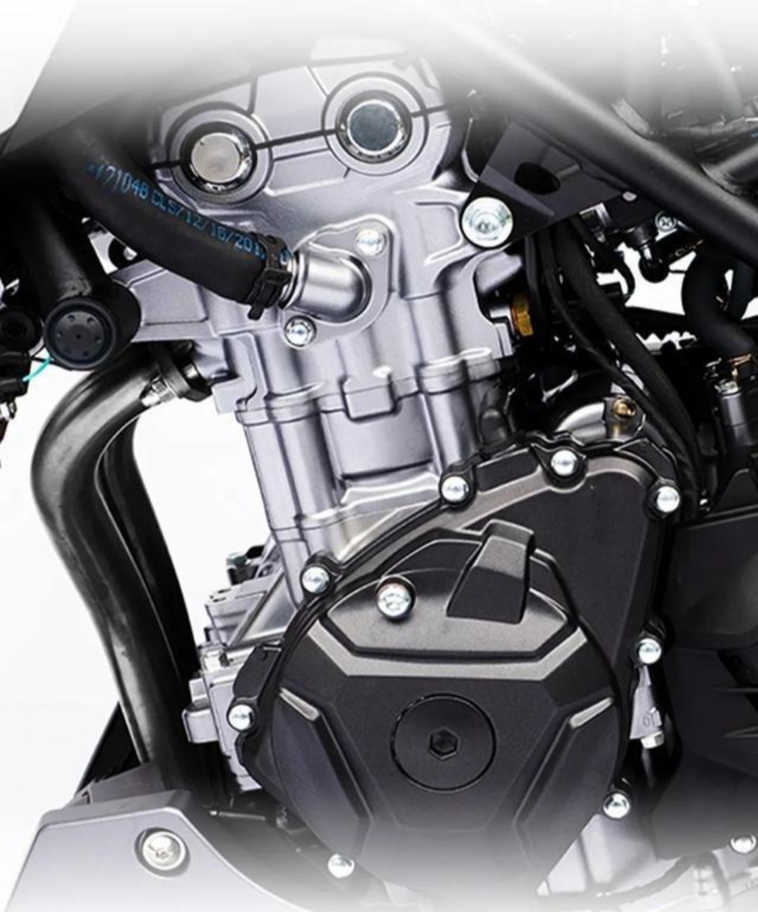 国产摩托车使用的中大排量发动机有哪些？有何特点？