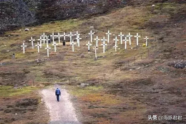 冰岛为什么不允许死亡(北极圈秘密仙境有一条奇葩法律：禁止生孩子，禁止死亡！)