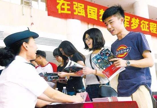 2021征兵有新变化，出现这几种政审不合格，大学生参军无望