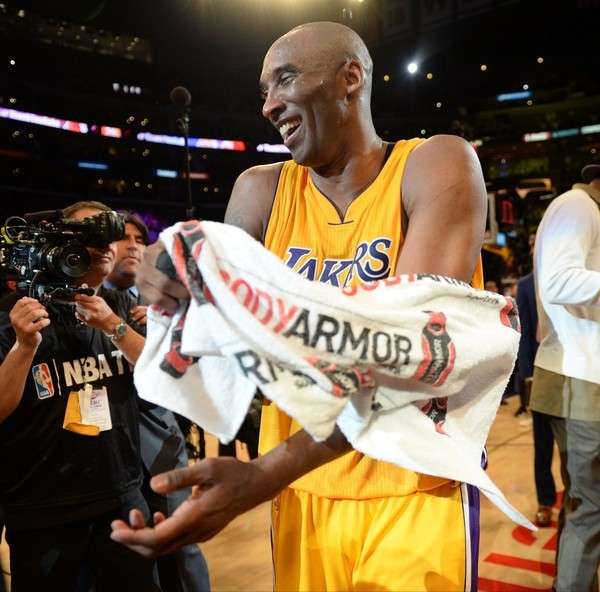 王牌nba合成球员(NBA选秀 哪个球队慧眼识珠 让名落孙山的球员成为建队基石)