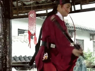 歪瓜裂枣的丑男别尬演美男了，“剑眉星目”的绝世美男只服这7位