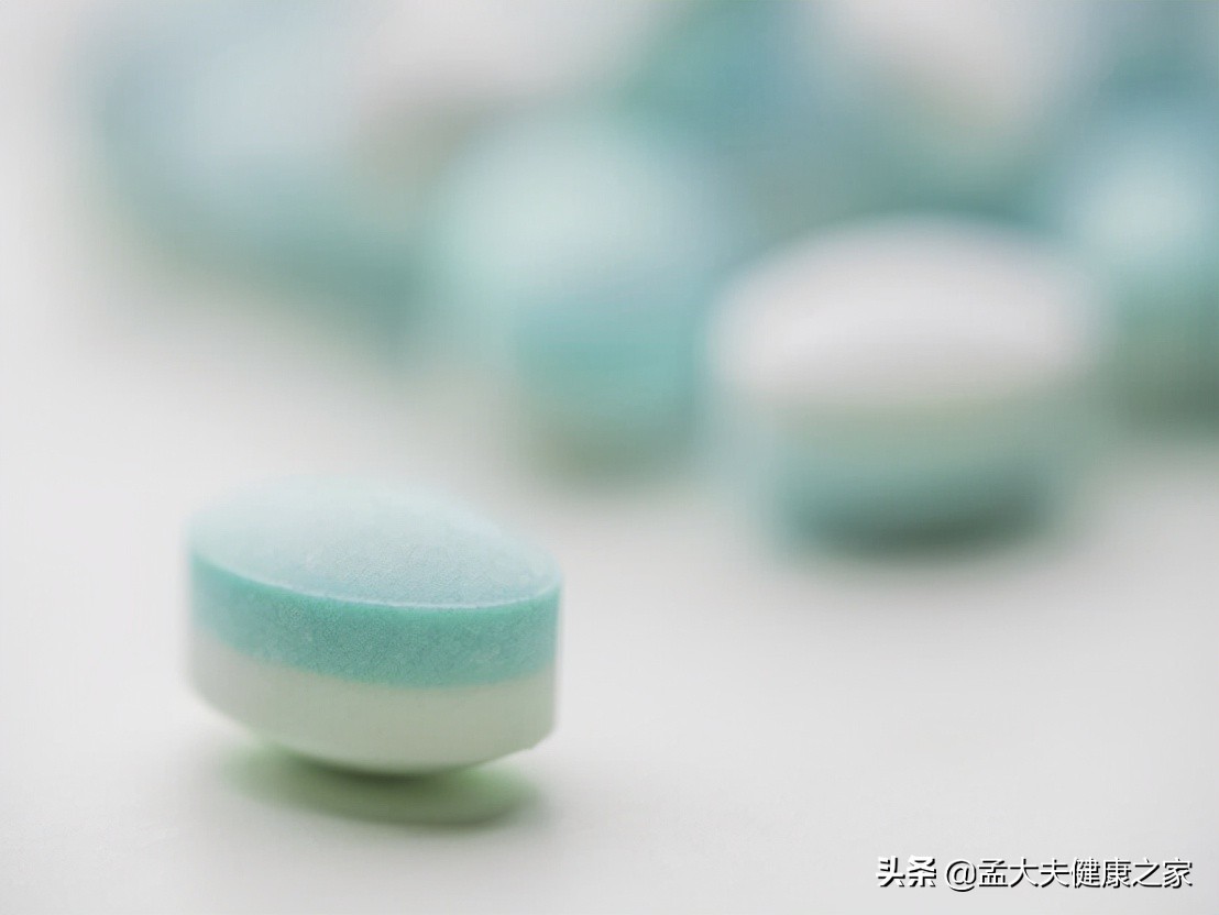 得了灰指甲怎么治？2个治疗方法效果好，安全不复发