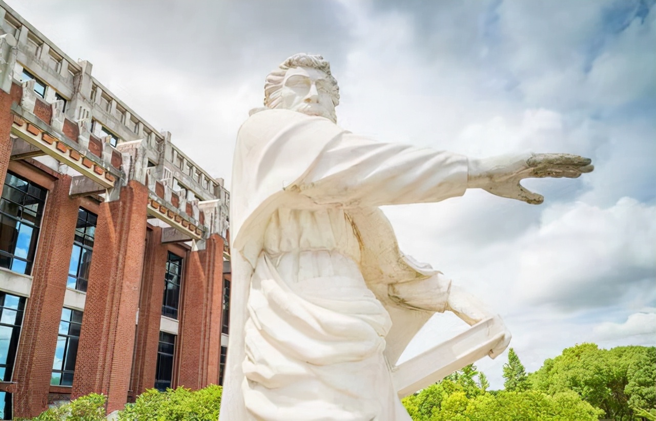 中国政法类大学排名「哪个政法大学比较好」