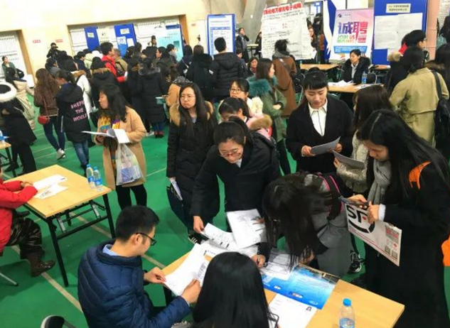 3+1+2高考“荒诞”一幕！北大文科专业被理科生占据，鸠占鹊巢？