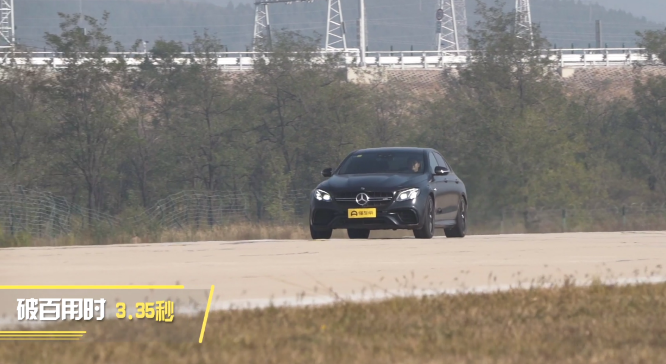 AMG E级双车评测：同门不同命，直6凭何挑战V8？