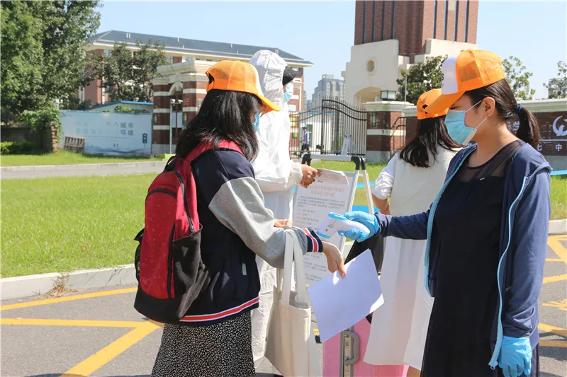 英迪国际学校举行开学疫情防控演练