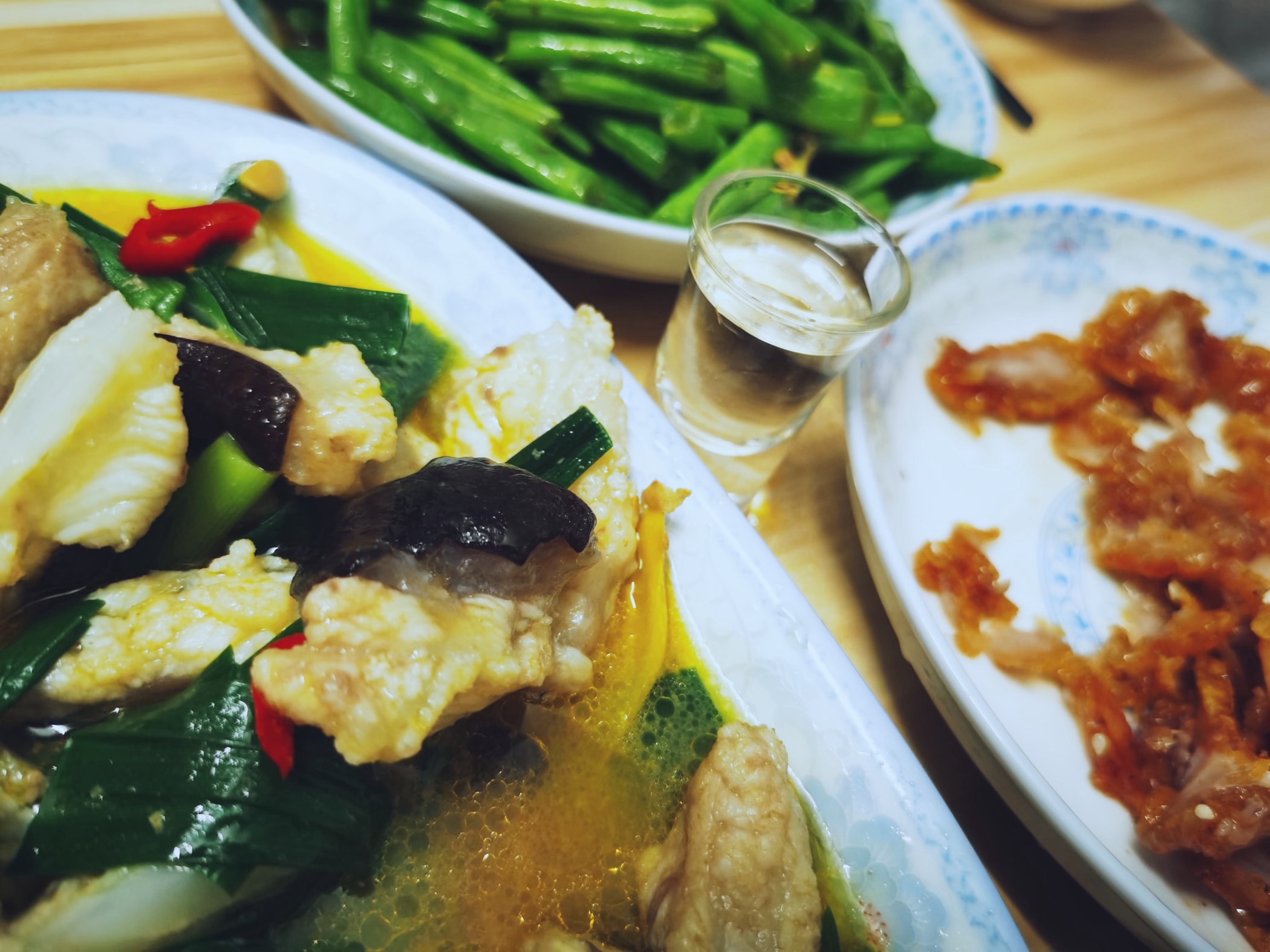 天气寒冷，来杯烧酒，谷小酒谷院烧酒开箱评尝效果如何呢？