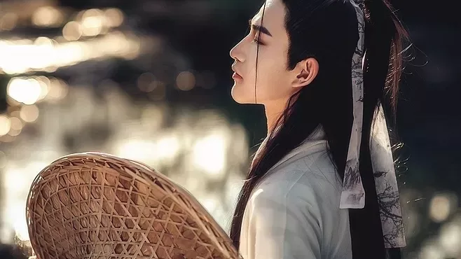 12首垂钓诗词：春光灿烂时，垂钓江渚上