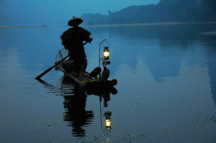 清代诗人一首小诗，仅二十字，却写出绝美夜景，令人神往