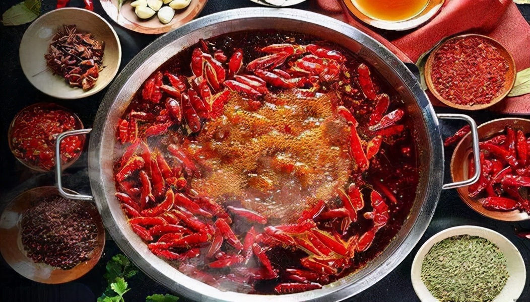 尿液很黄，还有一股异味，是咋回事？或是身体给你发出的“警告”