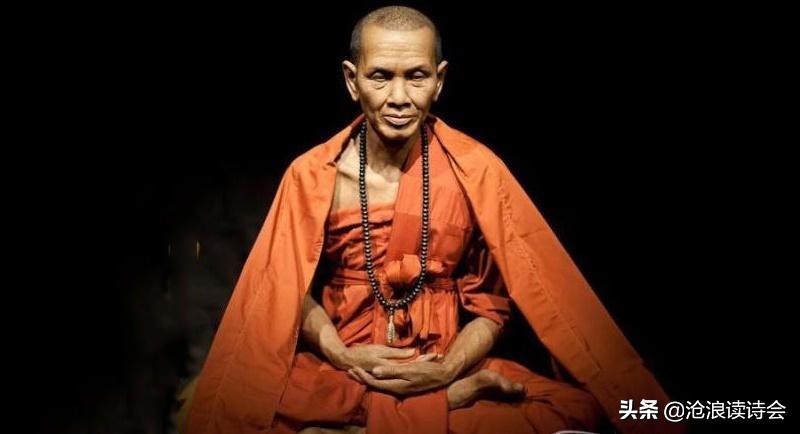 打工人的情怀与细腻，42首唯美诗句，写人生感悟，美到柔软心底