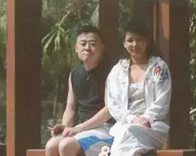 周立波：监狱二进宫，他的生活丑态百出