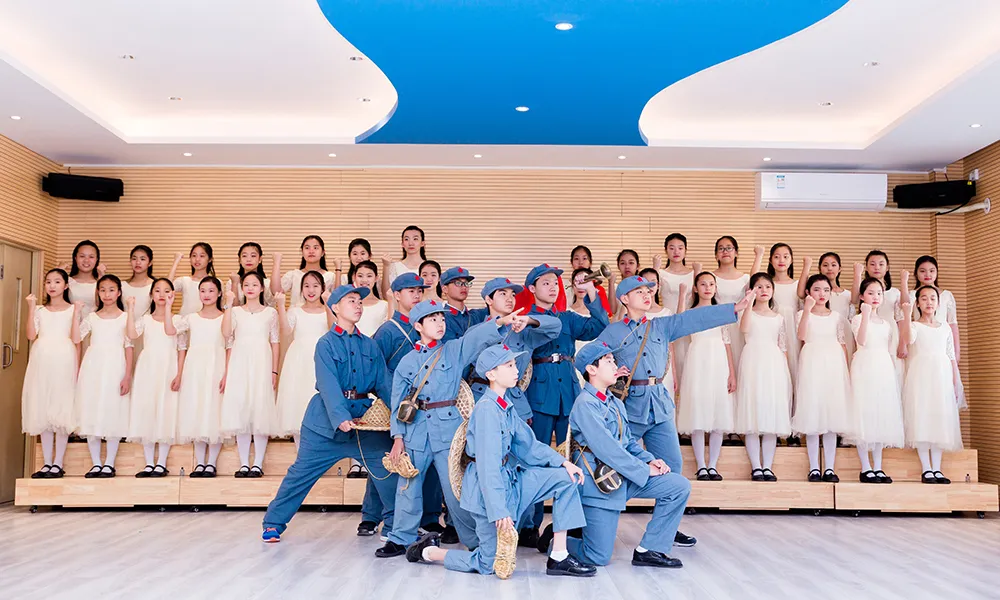 南山区外国语学校（集团）VS太子湾育才、深圳湾学校孰优孰劣