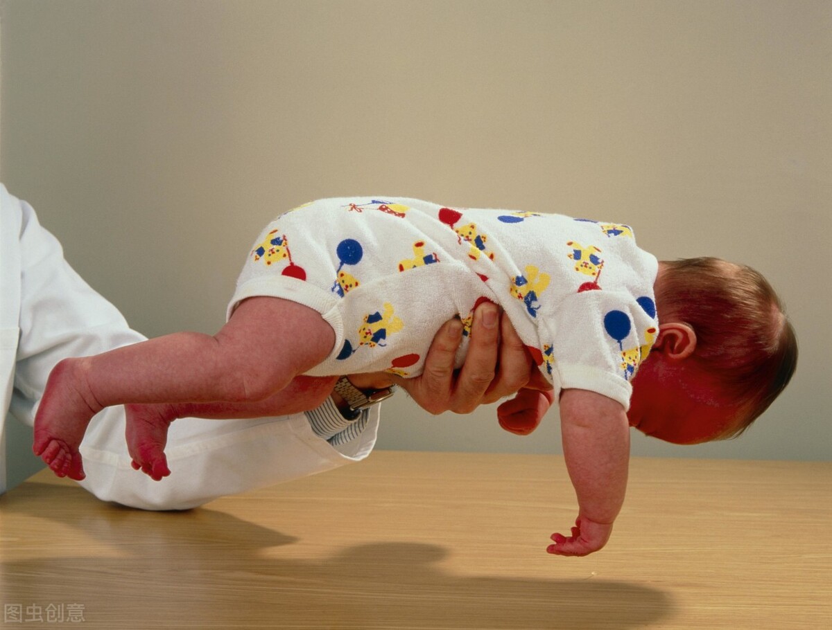 脑瘫宝宝康复案例，这个超过百万播放的视频，一定会让你泪目